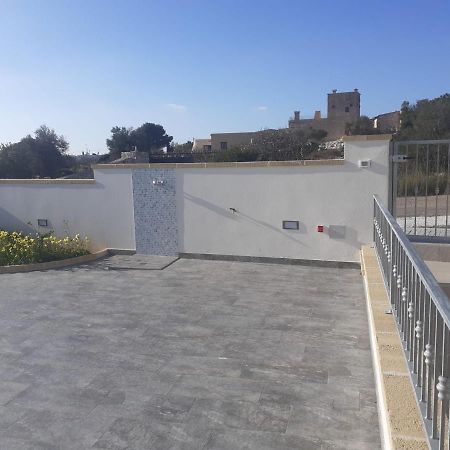Appartamento Zona Maldive del Salento, Vistamare2, Sabbia 10'a piedi, BBQ, 2 Bagni, 2 Clima, Posto Auto Esclusivo Torre Pali Esterno foto